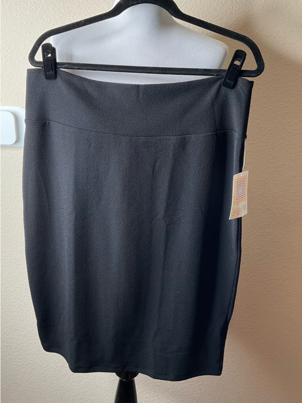 LuLaRoe Cassie Black Pencil Skirt - Sleek Stretch